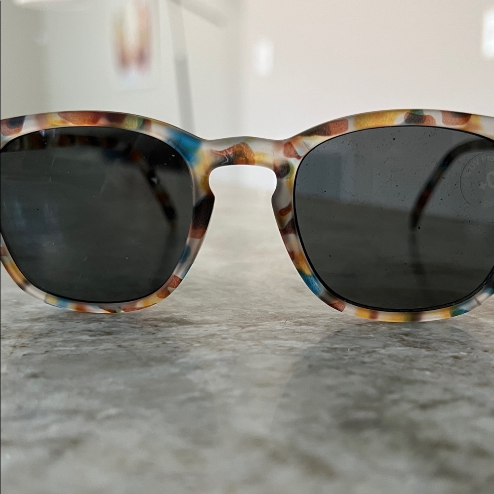 IZIPIZI Multicolor Tortoiseshell Sunglasses - Picture 8 of 9